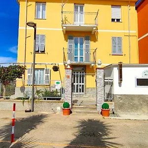 Petit Déjeuner Bed & Breakfast Chiavari